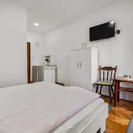 And By The Sea Grebastica, Sibenik - 13942 Pensjonat 3*