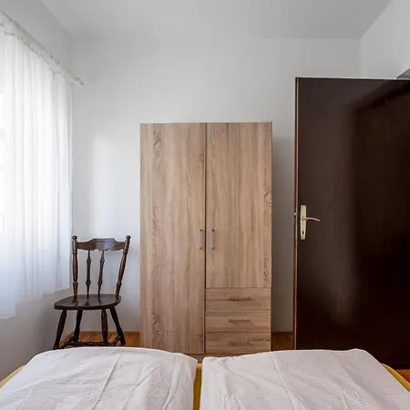And By The Sea Grebastica, Sibenik - 13942 Guest house Grebastica